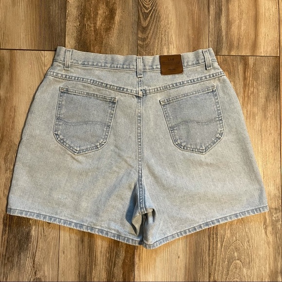 90's Lee High Waisted Distressed Jean Shorts - Picture 2 of 8